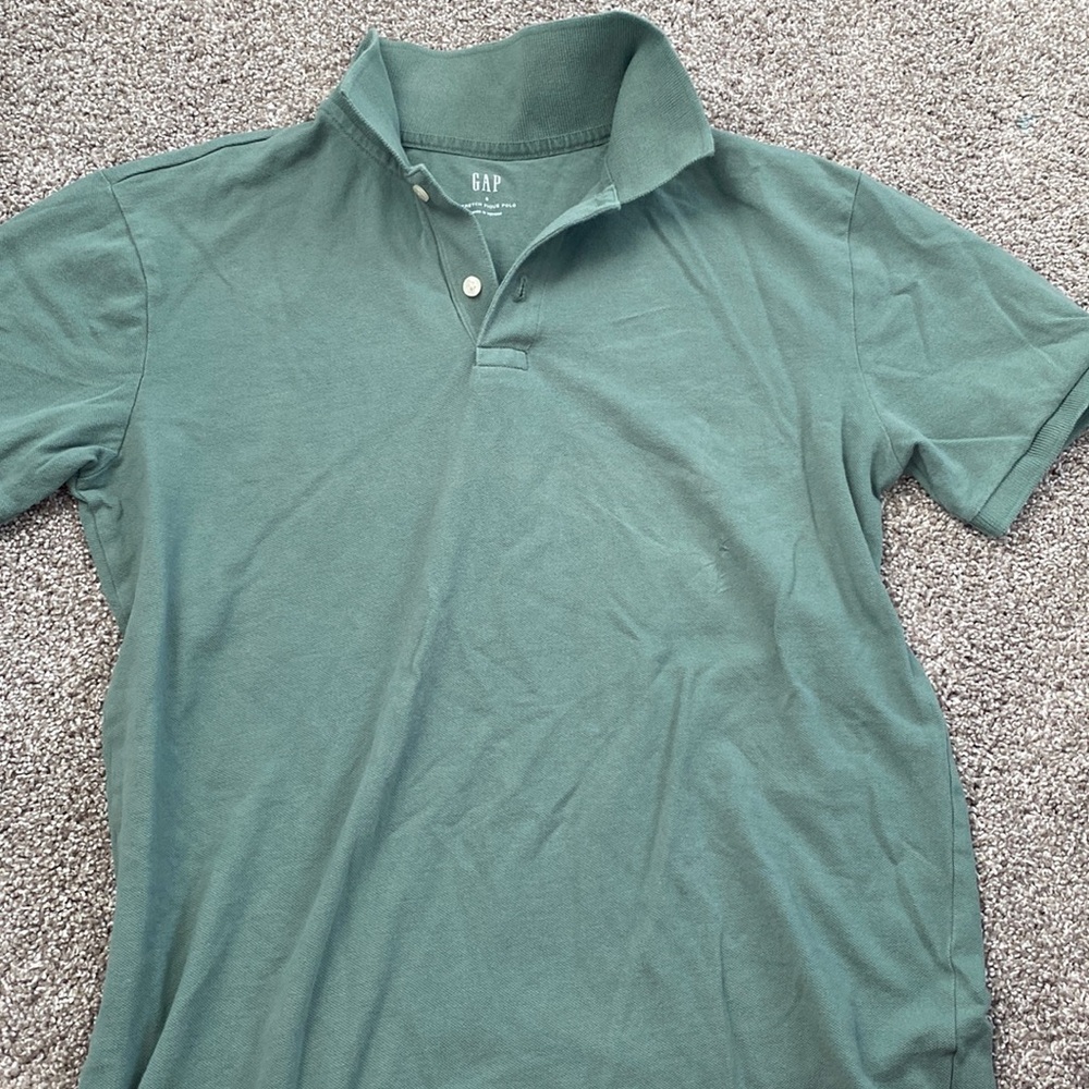 Green gap polo